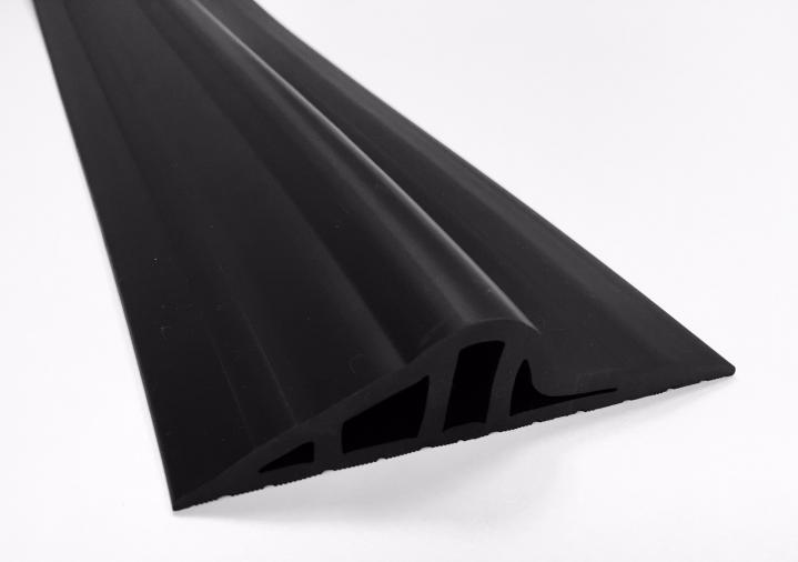 30mm Black Rubber Threshold Seal 1